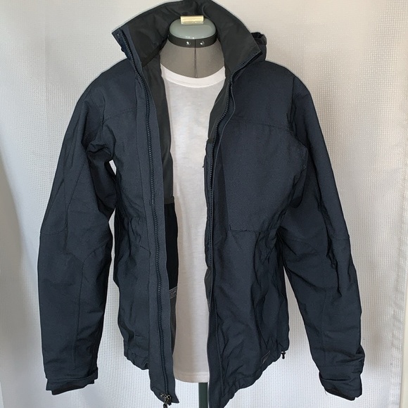 REI Co-Op Men's winter jacket durable outdoors - Picture 2 of 10